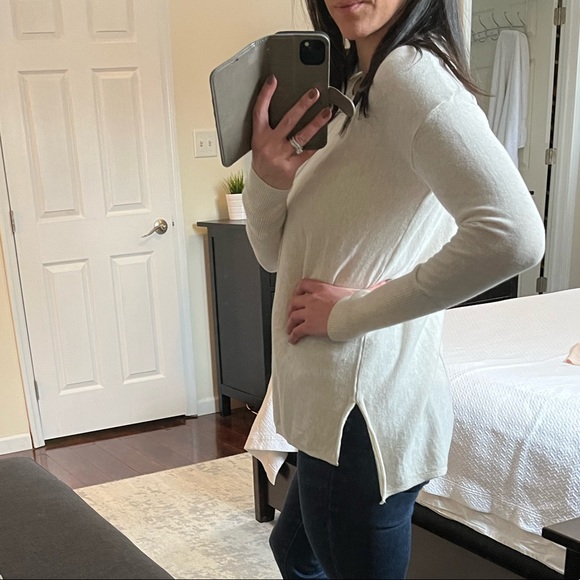 Gap Classic Thin Knit Top - Picture 2 of 4